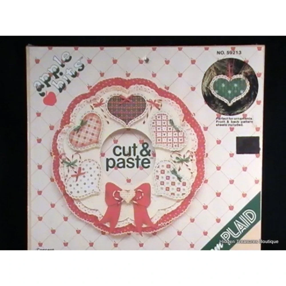 Calico Christmas Hearts Ornament‎ Craft Kit NIP #59213